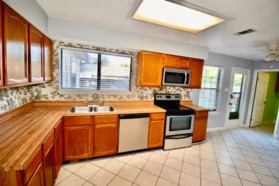 3494 Longview Drive, Corinth, TX 76210 - Photo 7