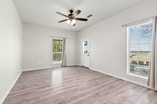 5199 Fm 896, Trenton, TX 75490 - Photo 13