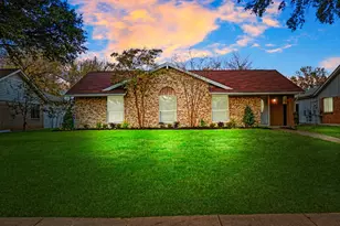 3029 Burning Tree Ln, Garland, TX 75042 - Photo 3