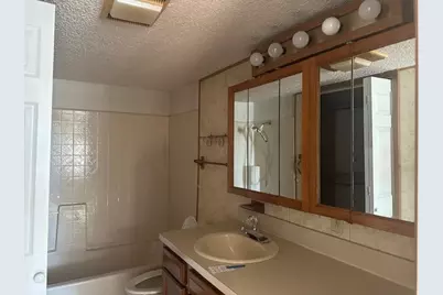 808 Flamingo Road, Granbury, TX 76049 - Photo 11