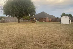 150 Hunters Cir, Weatherford, TX 76088 - Photo 23