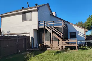 712 Atteberry Ln, Lancaster, TX 75146 - Photo 5