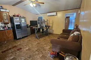 413 Lakeview Trail, Weatherford, TX 76087 - Photo 5