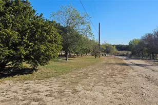 413 Lakeview Trail, Weatherford, TX 76087 - Photo 3