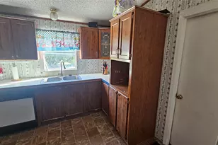 413 Lakeview Trail, Weatherford, TX 76087 - Photo 13