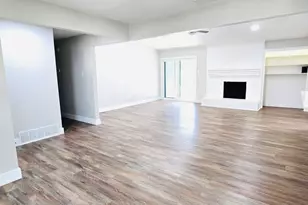 526 Doral Pl, Garland, TX 75043 - Photo 11