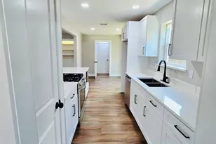 526 Doral Pl, Garland, TX 75043 - Photo 9