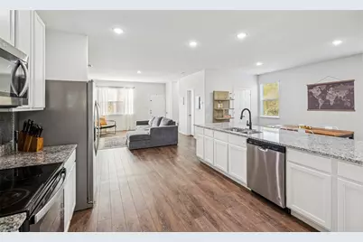 5712 Shore Point Trail, Fort Worth, TX 76119 - Photo 11