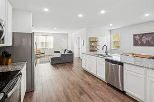 5712 Shore Point Trl, Fort Worth, TX 76119 - Photo 11