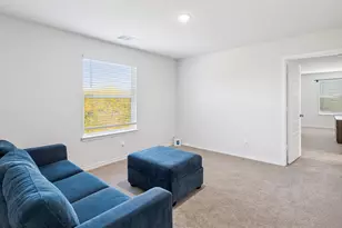 5712 Shore Point Trl, Fort Worth, TX 76119 - Photo 19