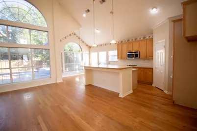 7800 Pirate Point Circle, Arlington, TX 76016 - Photo 9