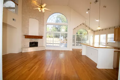 7800 Pirate Point Circle, Arlington, TX 76016 - Photo 5