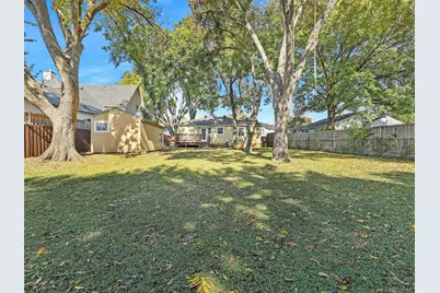 3960 Lively Lane, Dallas, TX 75220 - Photo 15