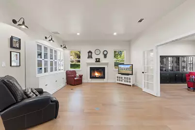 6520 Shoreline Drive, Little Elm, TX 75068 - Photo 3