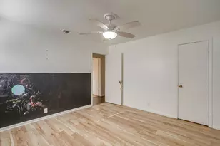 1911 Joslin St, Cleburne, TX 76033 - Photo 25