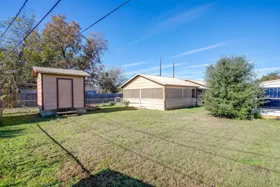 1911 Joslin Street, Cleburne, TX 76033 - Photo 29