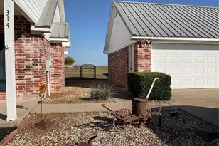 314 Jackson Heights, Lorena, TX 76655 - Photo 9