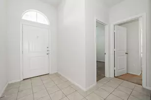 8324 Windsor Forest Dr, Fort Worth, TX 76120 - Photo 11