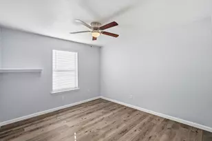 109 N Heights Dr, Crowley, TX 76036 - Photo 23