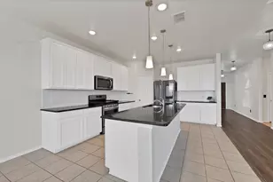 820 Lemongrass Ct, Fort Worth, TX 76131 - Photo 9