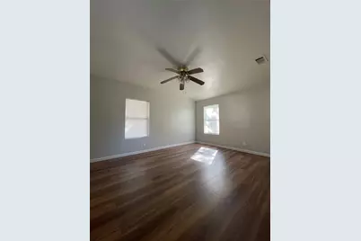 1041 Bradfield Road, Dallas, TX 75217 - Photo 9