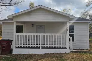 1624 Cedar St, Bonham, TX 75418 - Photo 1