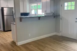 417 W 8th St, Bonham, TX 75418 - Photo 3