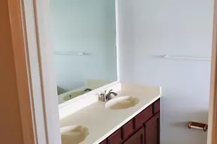 1317 Lakeshore Dr, Irving, TX 75060 - Photo 9