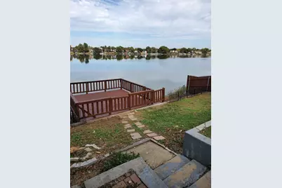 1317 Lakeshore Drive, Irving, TX 75060 - Photo 15