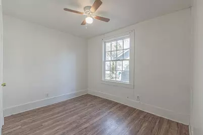 428 N Denton Street, Gainesville, TX 76240 - Photo 17