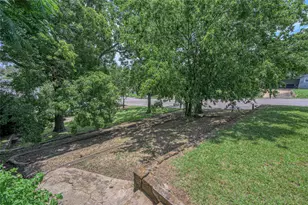 1531 W Main St, Denison, TX 75020 - Photo 5