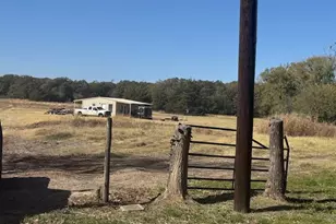 500 N Hovey St, Chico, TX 76431 - Photo 3