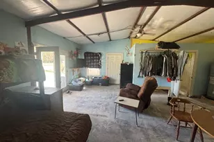 500 N Hovey St, Chico, TX 76431 - Photo 7