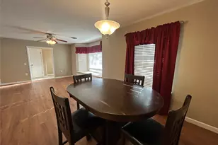 1608 Fisher St, Goldthwaite, TX 76844 - Photo 7