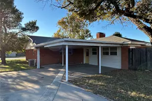 1608 Fisher St, Goldthwaite, TX 76844 - Photo 33