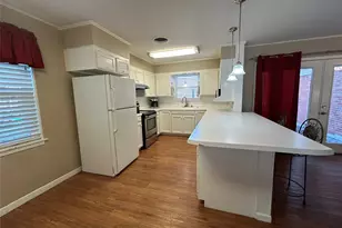 1608 Fisher St, Goldthwaite, TX 76844 - Photo 11