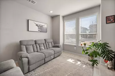 3133 Strawberry Farm Lane, Fort Worth, TX 76140 - Photo 7