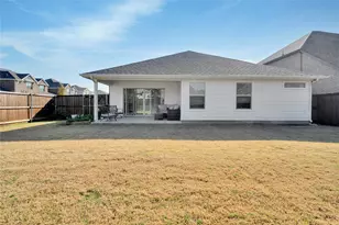 1817 Berry Rdg Trl, Aubrey, TX 76227 - Photo 21