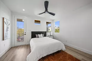 2132 Hondo Ave, Dallas, TX 75219 - Photo 35