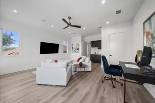 2132 Hondo Ave, Dallas, TX 75219 - Photo 25