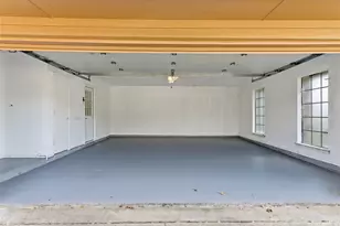 2707 Citadel Dr, Arlington, TX 76012 - Photo 37