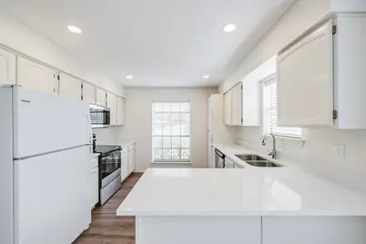 9241 Highedge, Dallas, TX 75238 - Photo 7