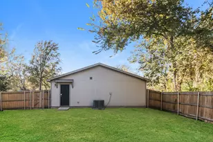 2721 Gibbons St, Greenville, TX 75401 - Photo 19