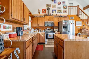 1009 Co Rd 306A, Rainbow, TX 76077 - Photo 17