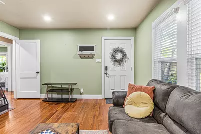 145 Parkwood Avenue, Arlington, TX 76013 - Photo 11