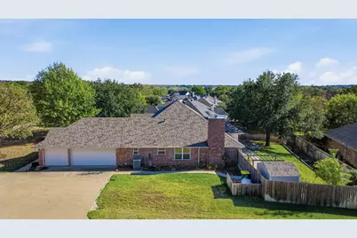 2808 Weylene Paseo, Granbury, TX 76049 - Photo 35