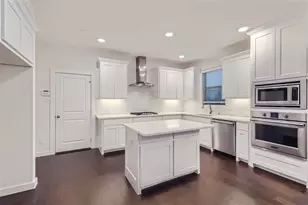 401 Division St, Plano, TX 75075 - Photo 9