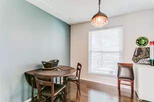 1000 Sherwood Dr, Bedford, TX 76022 - Photo 13