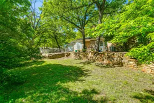 1000 Sherwood Dr, Bedford, TX 76022 - Photo 21