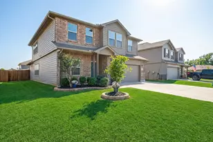 313 Countryside Dr, Aubrey, TX 76227 - Photo 1